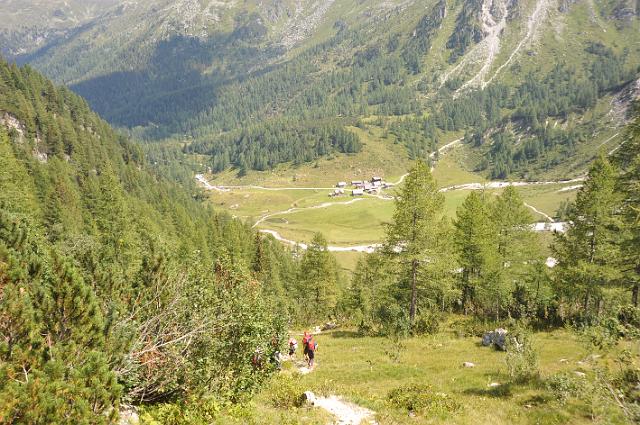 55  Tiefblick zur Ursprungalm.JPG